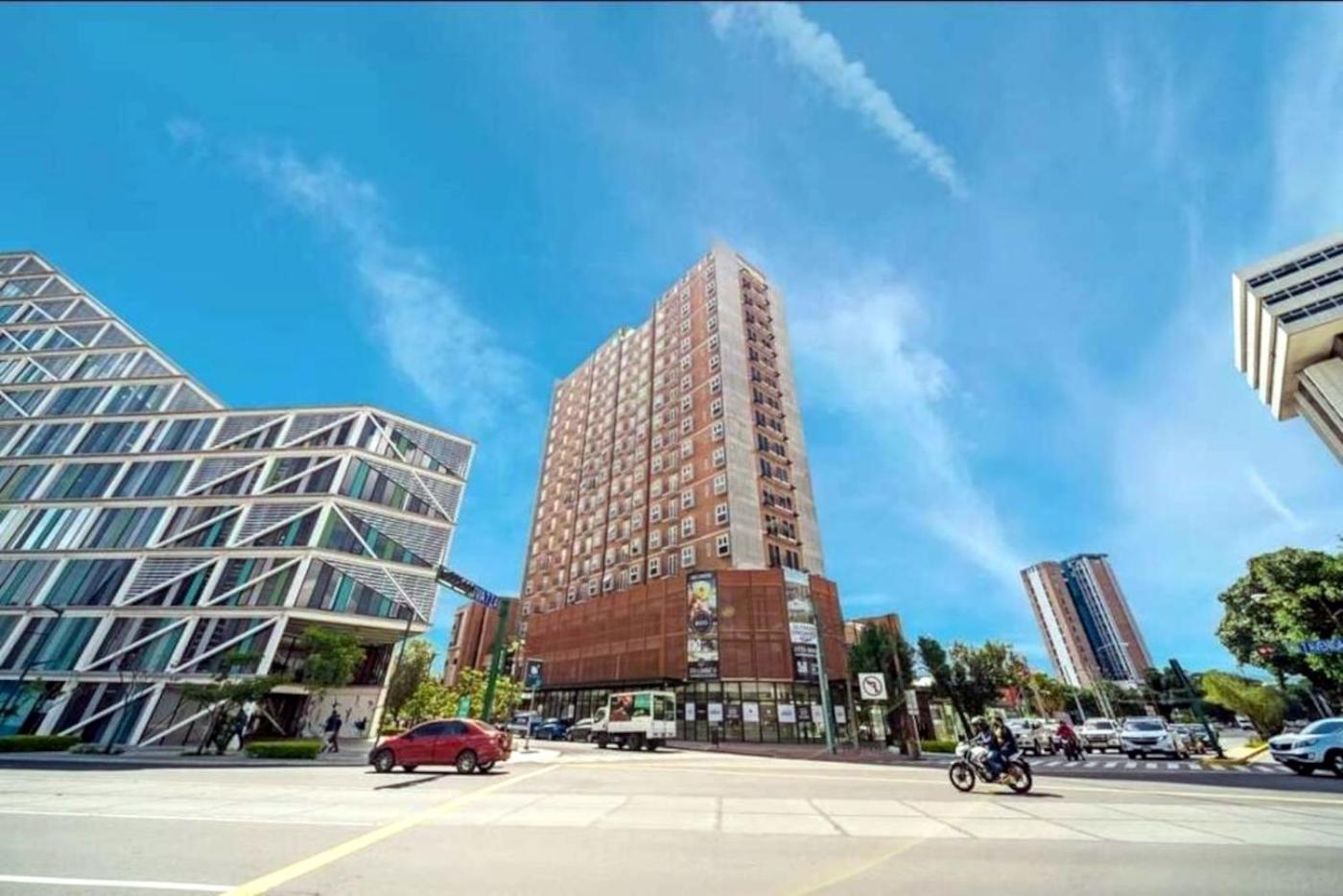 ¡Torre Modra Apartamento Moderno Atractiva Zona 4! Guatemala City Ngoại thất bức ảnh
